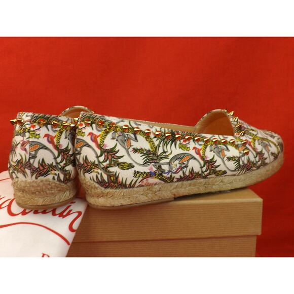 NIB LOUBOUTIN IVORY ARES CANVAS GOLD TONE STUDS SPIKES ESPADRILLES FLATS 39 - Picture 9 of 12